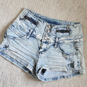 Booty short shorts juniors light wash
